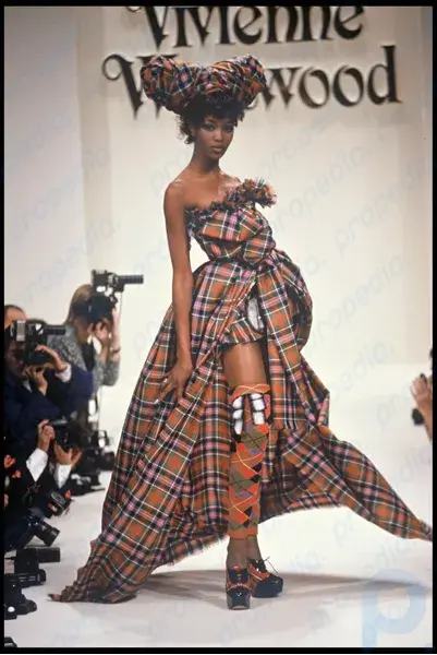 30 years ago, Naomi Campbell's fall made her a star - the model ...