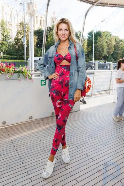 How To Spend This Summer In Style Zhenya Malakhova Sogdiana And Other Stars Show Zamona